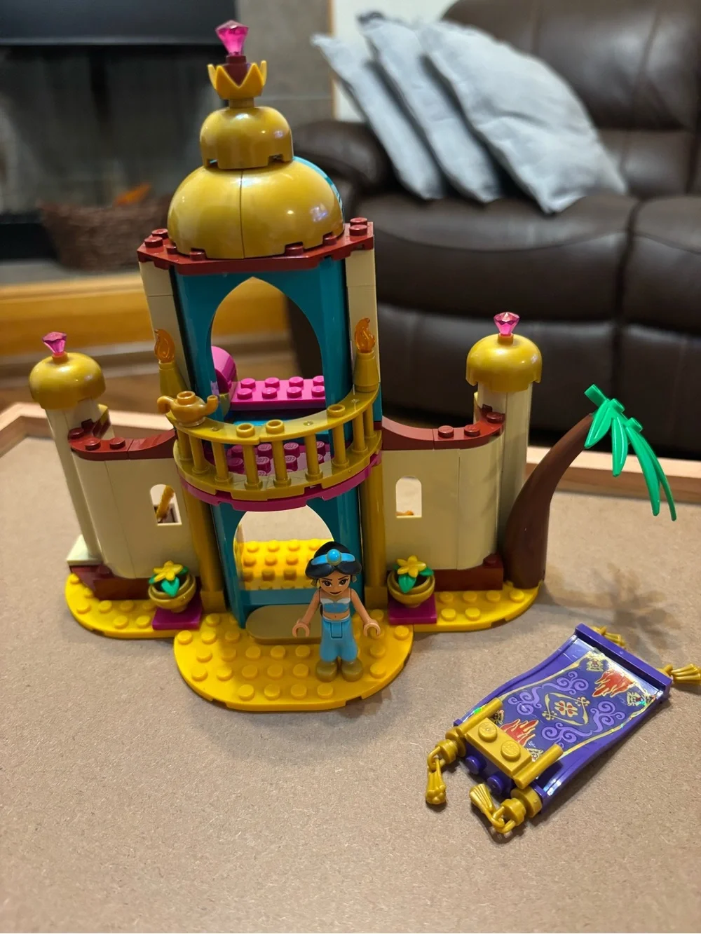Retired LEGO Disney Princess Jasmine & Mulan’s Adventure set 43208